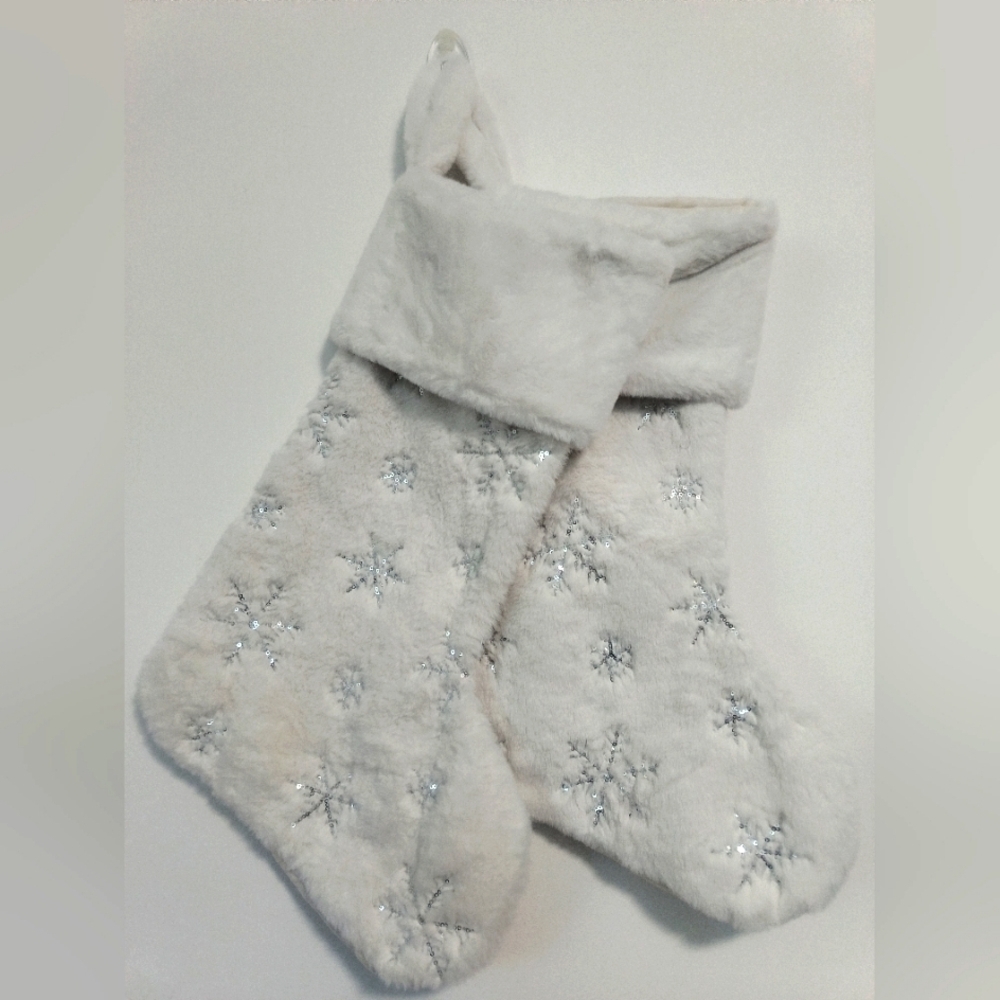 [5 x $20] New  Pair Holiday Silver White Stockings